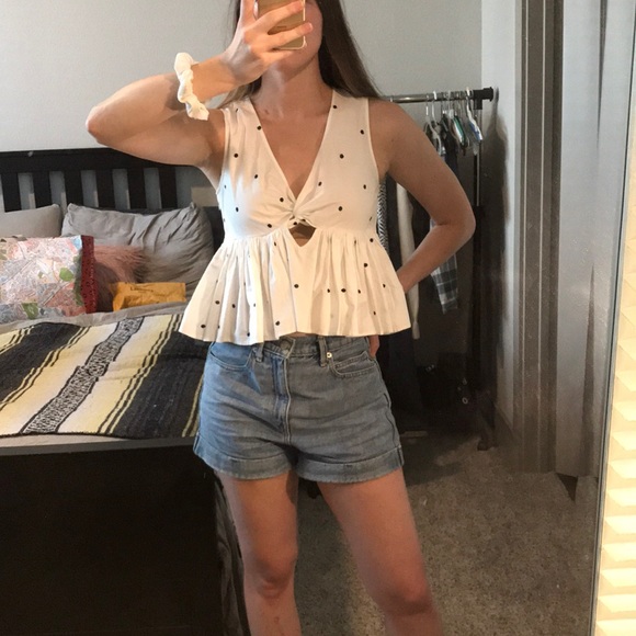 Zara Tops - Zara Flouncy Polka Dot Top